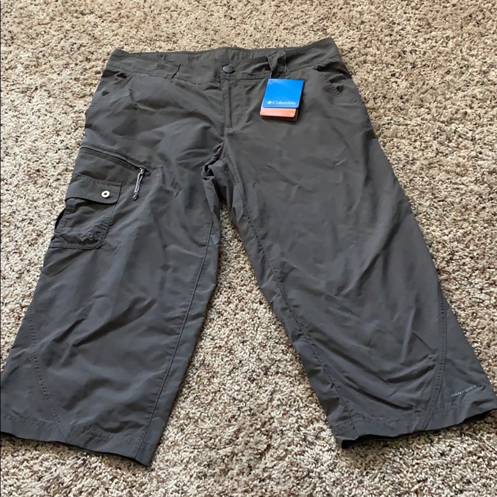 Columbia Size 8 Capri Omni Dry and Omni Shade Pant